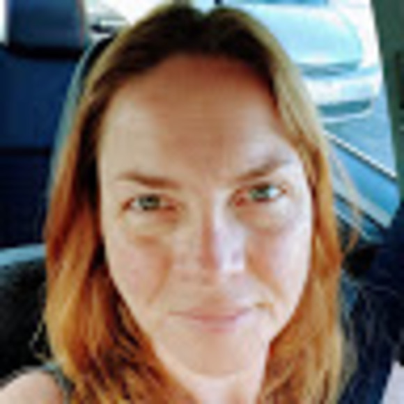 Meet your Posher, Brandy - Picture 1 of 1